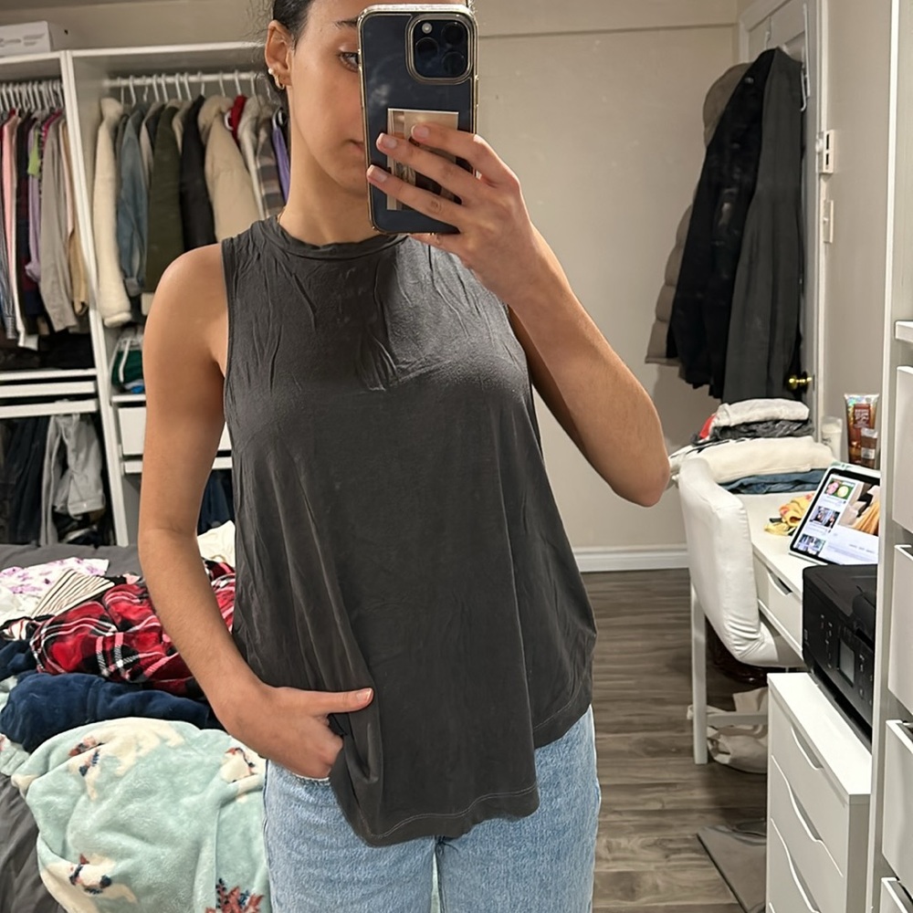 american eagle gray tank top